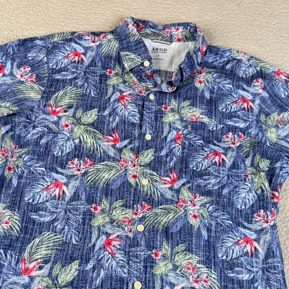 IZOD Saltwater Shirt Mens Large Blue Floral Palm Hawaiian Short Sleeve Pocket
